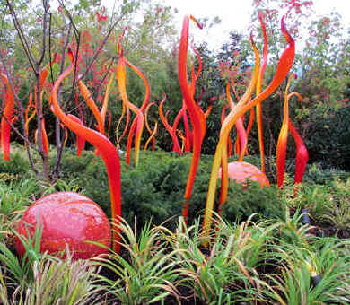 glass sculptures by Dale Chihuly in Seattle