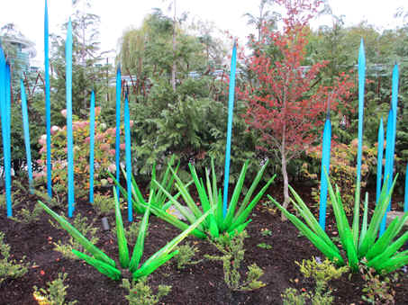 glass sculptures by Dale Chihuly in Seattle